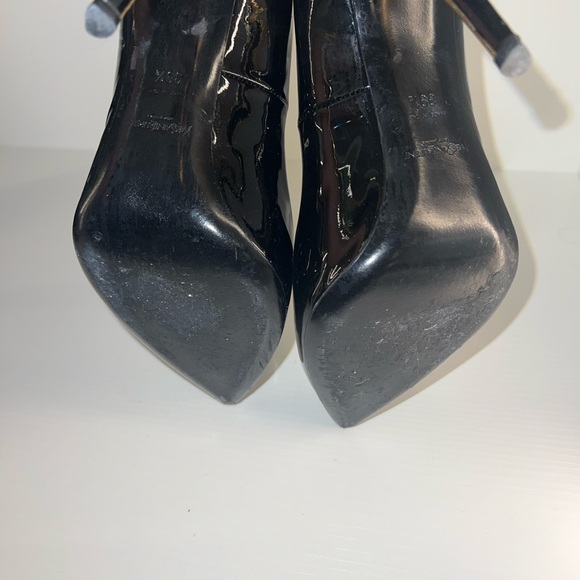 Saint Laurent Patent Leather Gold Heel - Picture 7 of 8
